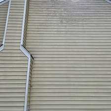 Rain-From-Above-Delivers-Expert-House-Washing-in-Mechanicsville-VA-Richmonds-Top-Pressure-Washing-Company 7