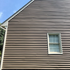 Rain-From-Above-Restores-Curb-Appeal-with-Expert-House-Washing-and-Walkway-Cleaning-in-Mechanicsville-VA 4