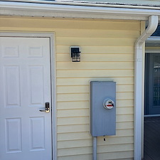 Rain-From-Above-Transforming-Homes-in-Highland-Springs-with-Expert-House-and-Light-Deck-Cleaning 8