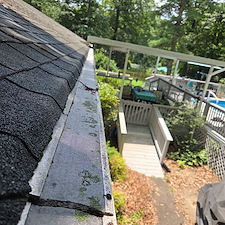 Rain-From-Above-Trusted-Gutter-Cleaning-Services-in-Mechanicsville-VA-by-Richmonds-Top-Exterior-Cleaning-Experts 8