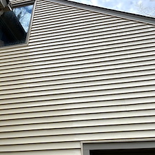 Rain-From-Above-Expert-House-Washing-in-Mechanicsville-VA-That-Revives-Your-Home 5