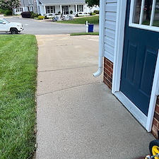 Rain-from-Above-Expert-House-Washing-and-Driveway-Cleaning-Services-Now-Transforming-Homes-in-Mechanicsville-VA 5