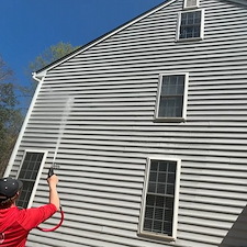 Rain-From-Above-Professional-House-Washing-Services-in-Mechanicsville-VA 2